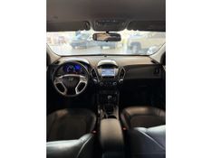 HYUNDAI IX35 2.0 MPI 4X2 16V 2013/2014 LEHMEN VEÍCULOS VENÂNCIO AIRES / Carros no Vale
