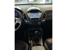HYUNDAI IX35 2.0 MPI 4X2 16V 2013/2014 LEHMEN VEÍCULOS VENÂNCIO AIRES / Carros no Vale