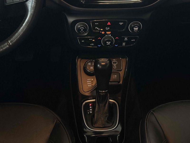 JEEP COMPASS 2.0 16V LIMITED 4X4 2019/2020 LEHMEN VEÍCULOS VENÂNCIO AIRES / Carros no Vale