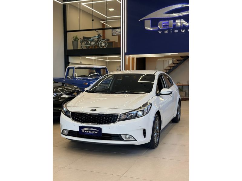 KIA CERATO 1.6 SX 16V 2018/2019 LEHMEN VEÍCULOS VENÂNCIO AIRES / Carros no Vale