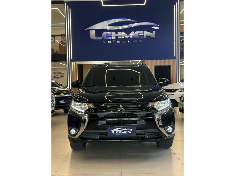 MITSUBISHI OUTLANDER 2.0 16V 2016/2016 LEHMEN VEÍCULOS VENÂNCIO AIRES / Carros no Vale