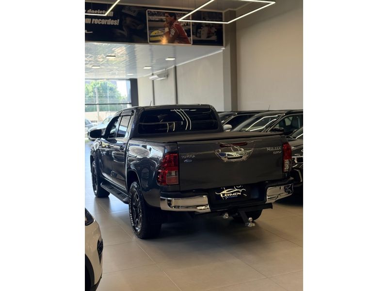 TOYOTA HILUX 2.8 SRV 4X4 CD 16V 2017/2017 LEHMEN VEÍCULOS VENÂNCIO AIRES / Carros no Vale
