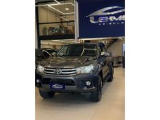 TOYOTA HILUX 2.8 SRV 4X4 CD 16V 2017/2017 LEHMEN VEÍCULOS VENÂNCIO AIRES / Carros no Vale