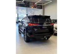 TOYOTA HILUX SW4 2.8 SRX 4X4 16V TURBO INTERCOOLER 2019/2019 LEHMEN VEÍCULOS VENÂNCIO AIRES / Carros no Vale