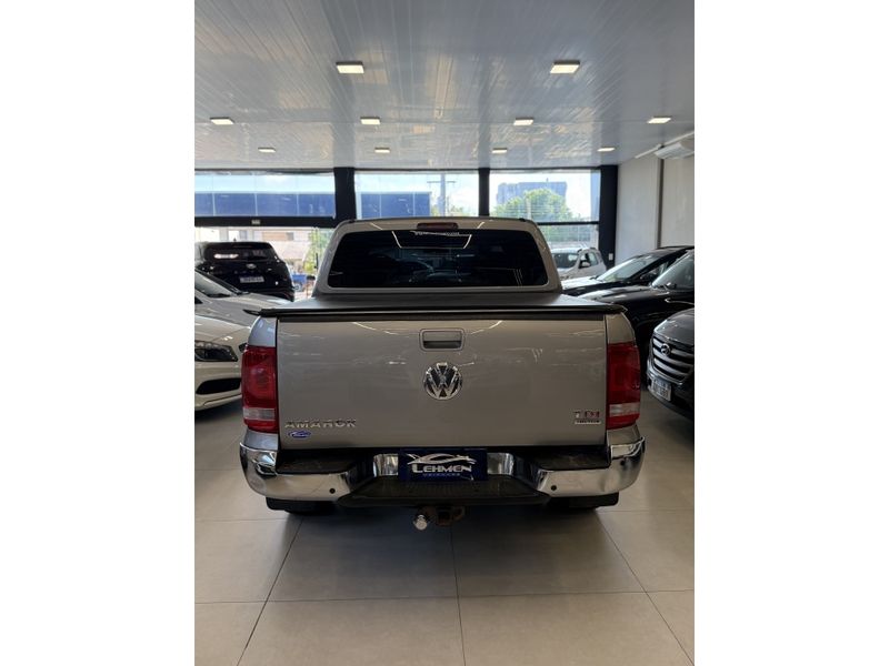 VOLKSWAGEN AMAROK 2.0 HIGHLINE 4X4 CD 16V TURBO INTERCOOLER 2010/2011 LEHMEN VEÍCULOS VENÂNCIO AIRES / Carros no Vale