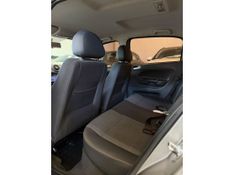 VOLKSWAGEN VOYAGE 1.6 MI CITY 8V 2013/2014 LEHMEN VEÍCULOS VENÂNCIO AIRES / Carros no Vale