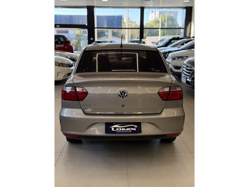 VOLKSWAGEN VOYAGE 1.6 MI CITY 8V 2013/2014 LEHMEN VEÍCULOS VENÂNCIO AIRES / Carros no Vale