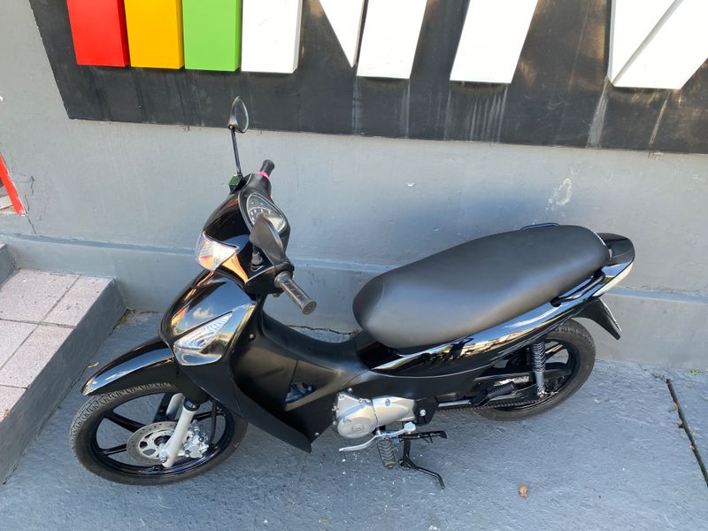 Honda Motos Biz 125 2006/2006 NECO TOLATI VEÍCULOS VENÂNCIO AIRES / Carros no Vale