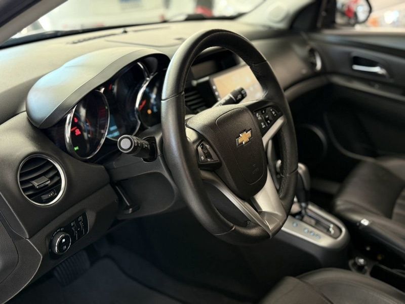 CHEVROLET CRUZE HATCH SPORT LTZ 1.8 AT6 2013 SÓ MOTOS E AUTOMÓVEIS SANTA CRUZ DO SUL / Carros no Vale