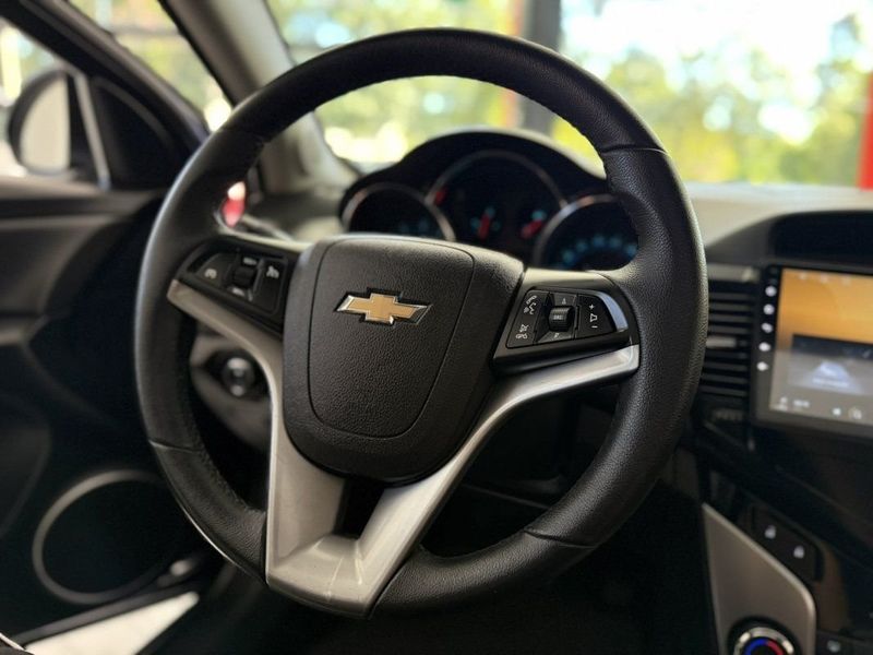 CHEVROLET CRUZE HATCH SPORT LTZ 1.8 AT6 2013 SÓ MOTOS E AUTOMÓVEIS SANTA CRUZ DO SUL / Carros no Vale