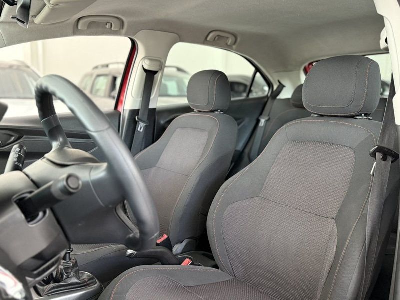CHEVROLET ONIX HATCH LTZ 1.4 2015 SÓ MOTOS E AUTOMÓVEIS SANTA CRUZ DO SUL / Carros no Vale
