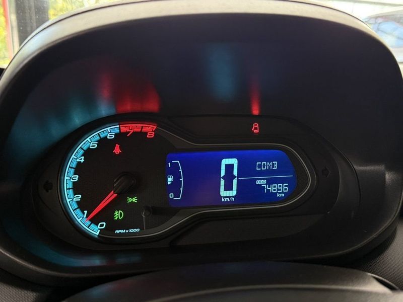 CHEVROLET ONIX HATCH LTZ 1.4 2015 SÓ MOTOS E AUTOMÓVEIS SANTA CRUZ DO SUL / Carros no Vale