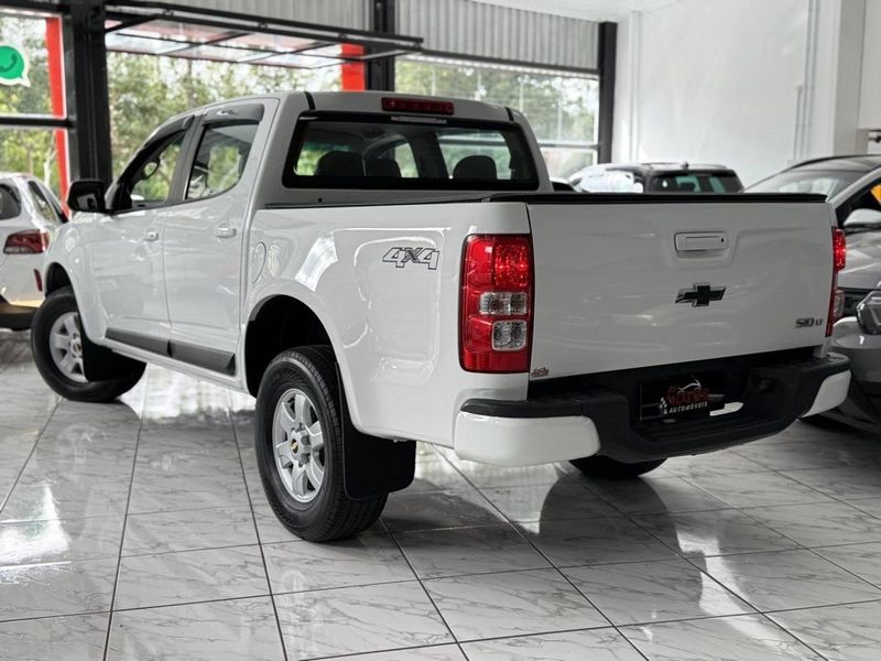 CHEVROLET S10 LT CD 2.8 TURBO 4X4 2015 SÓ MOTOS E AUTOMÓVEIS SANTA CRUZ DO SUL / Carros no Vale