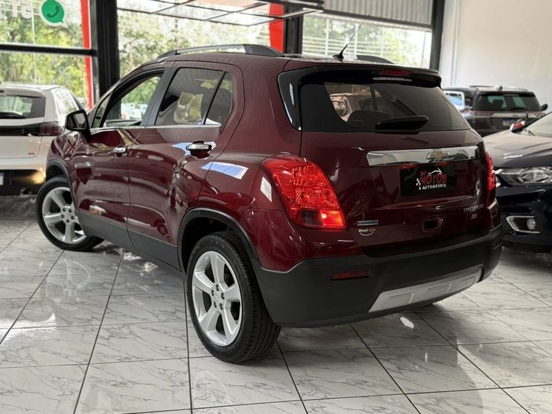 CHEVROLET TRACKER LTZ 1.8 AT6 2015 SÓ MOTOS E AUTOMÓVEIS SANTA CRUZ DO SUL / Carros no Vale