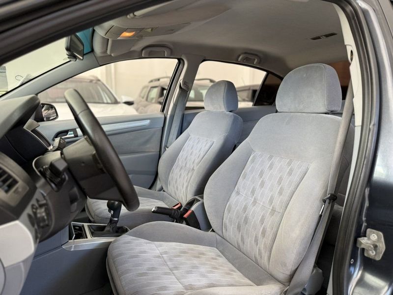 CHEVROLET VECTRA SEDAN ELEGANCE 2.0 2009 SÓ MOTOS E AUTOMÓVEIS SANTA CRUZ DO SUL / Carros no Vale