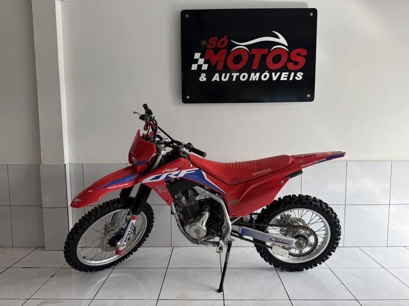 Honda Motos CRF 250F 2022 SÓ MOTOS E AUTOMÓVEIS SANTA CRUZ DO SUL / Carros no Vale