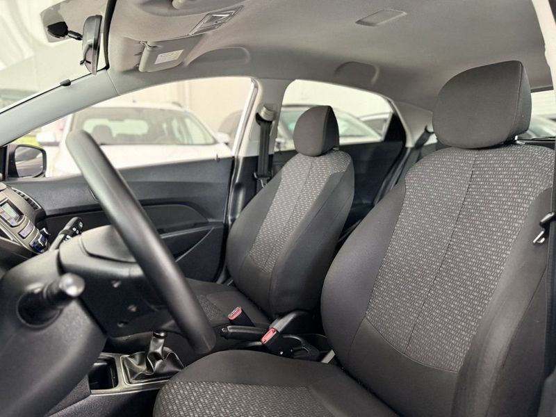 Hyundai HB20 HATCH UNIQUE 1.0 2019 SÓ MOTOS E AUTOMÓVEIS SANTA CRUZ DO SUL / Carros no Vale