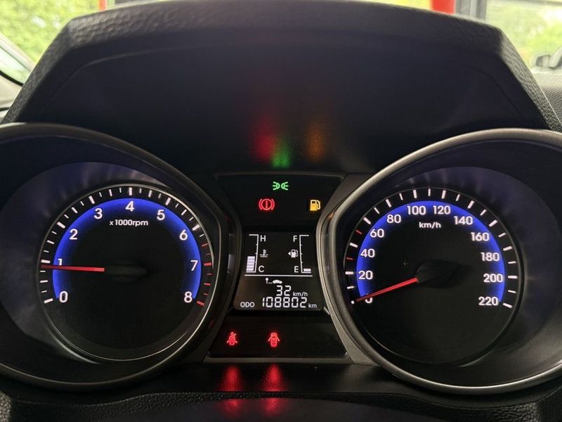 Hyundai HB20 HATCH UNIQUE 1.0 2019 SÓ MOTOS E AUTOMÓVEIS SANTA CRUZ DO SUL / Carros no Vale