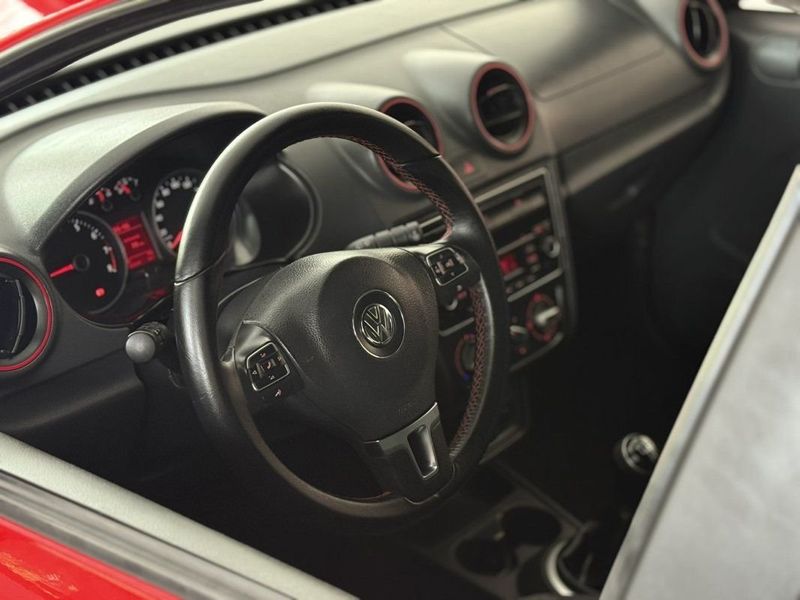 VOLKSWAGEN GOL ROCK IN RIO 1.0 2016 SÓ MOTOS E AUTOMÓVEIS SANTA CRUZ DO SUL / Carros no Vale