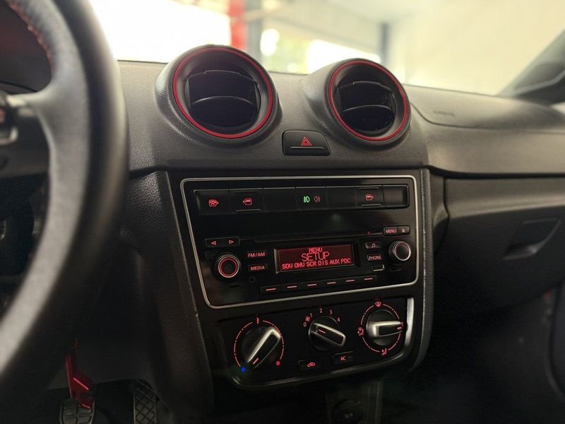 VOLKSWAGEN GOL ROCK IN RIO 1.0 2016 SÓ MOTOS E AUTOMÓVEIS SANTA CRUZ DO SUL / Carros no Vale