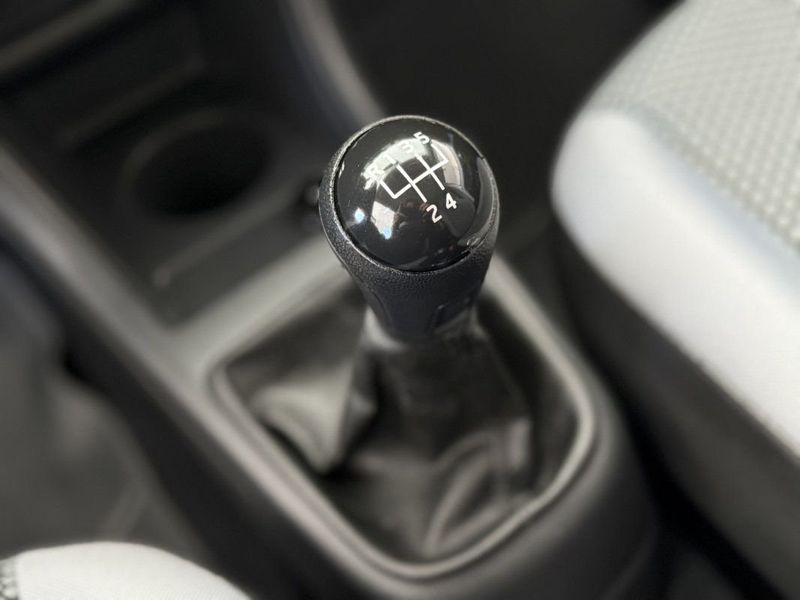 VOLKSWAGEN UP! MOVE 1.0 TSI 2017 SÓ MOTOS E AUTOMÓVEIS SANTA CRUZ DO SUL / Carros no Vale