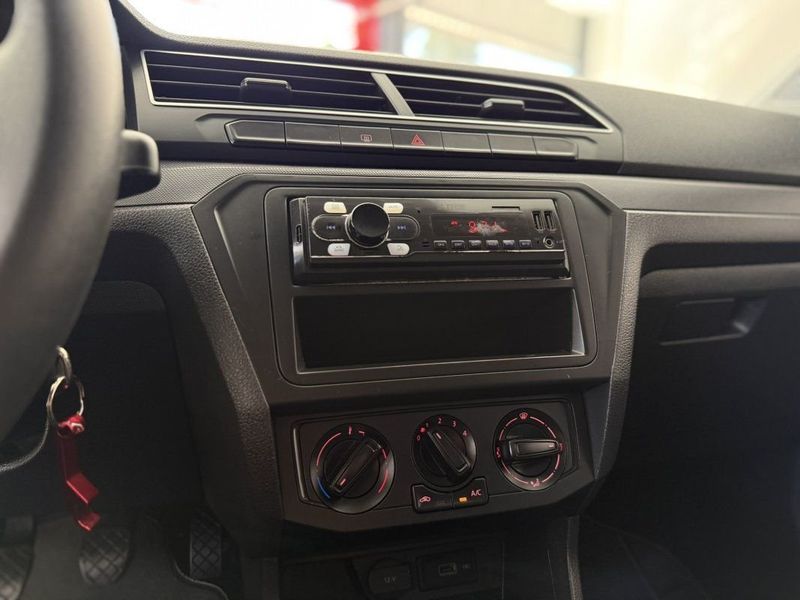 VOLKSWAGEN VOYAGE MPI 1.0 2023 SÓ MOTOS E AUTOMÓVEIS SANTA CRUZ DO SUL / Carros no Vale