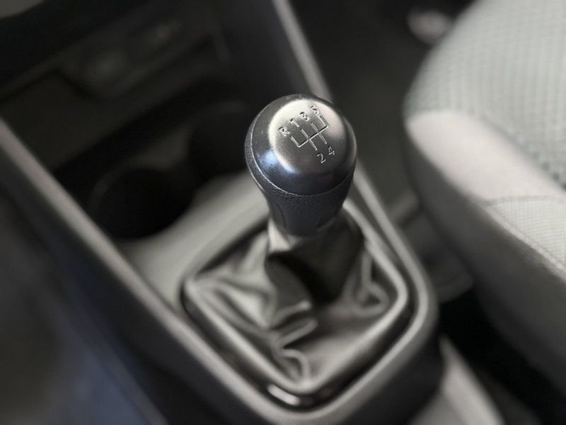 VOLKSWAGEN VOYAGE MPI 1.0 2023 SÓ MOTOS E AUTOMÓVEIS SANTA CRUZ DO SUL / Carros no Vale