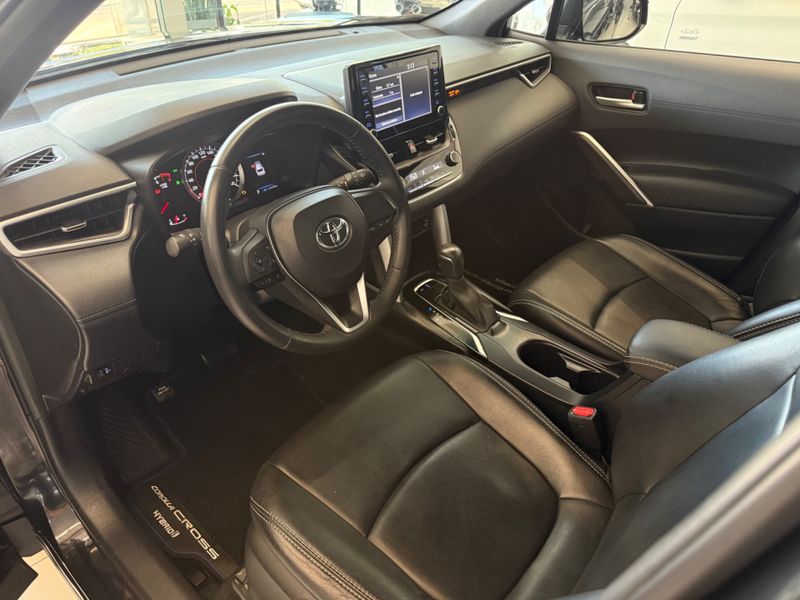 Toyota Corolla Cross Xr 2.0 16v 2021/2022 COVEL VEICULOS ENCANTADO / Carros no Vale