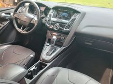 Ford FOCUS TITANIUM 2.0 2016 GRASSI VEÍCULOS LAJEADO / Carros no Vale