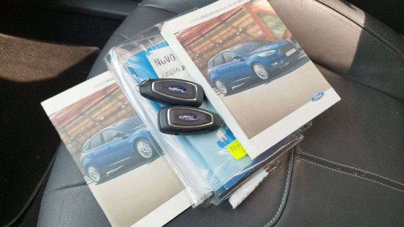 Ford FOCUS TITANIUM 2.0 2016 GRASSI VEÍCULOS LAJEADO / Carros no Vale