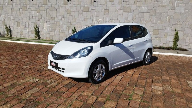 Honda FIT CX 1.4 2014 GRASSI VEÍCULOS LAJEADO / Carros no Vale