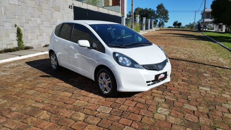 Honda FIT CX 1.4 2014 GRASSI VEÍCULOS LAJEADO / Carros no Vale