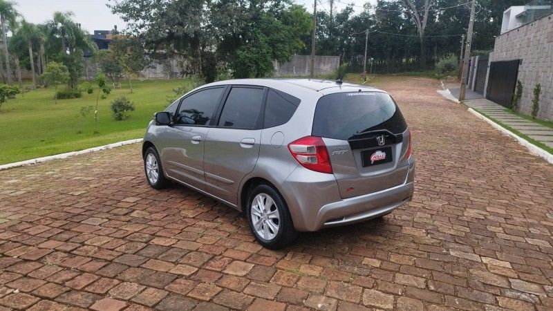 Honda FIT LX 1.4 2013 GRASSI VEÍCULOS LAJEADO / Carros no Vale