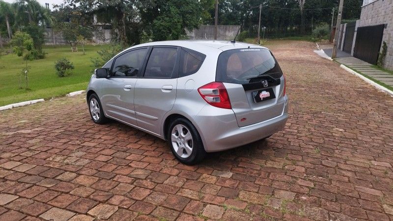 Honda FIT LXL 1.4 2009 GRASSI VEÍCULOS LAJEADO / Carros no Vale