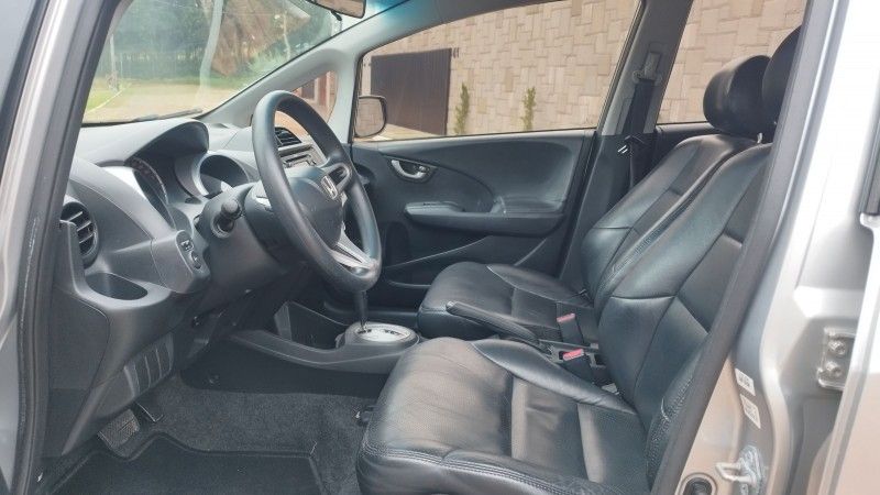 Honda FIT LXL 1.4 2009 GRASSI VEÍCULOS LAJEADO / Carros no Vale