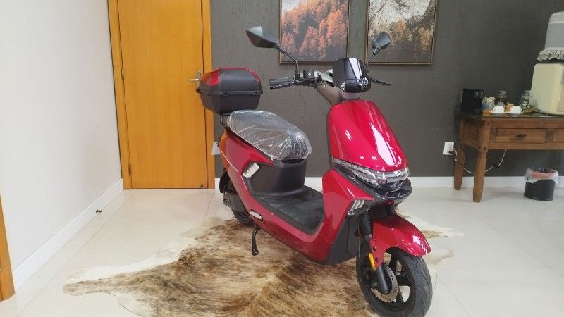 Outros SPACE 1000W AUTOPROPELIDO 2026 GRASSI VEÍCULOS LAJEADO / Carros no Vale