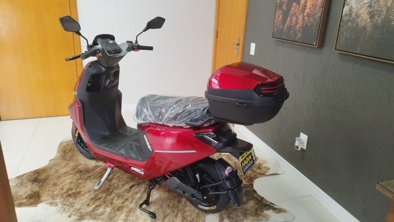 Outros SPACE 1000W AUTOPROPELIDO 2026 GRASSI VEÍCULOS LAJEADO / Carros no Vale