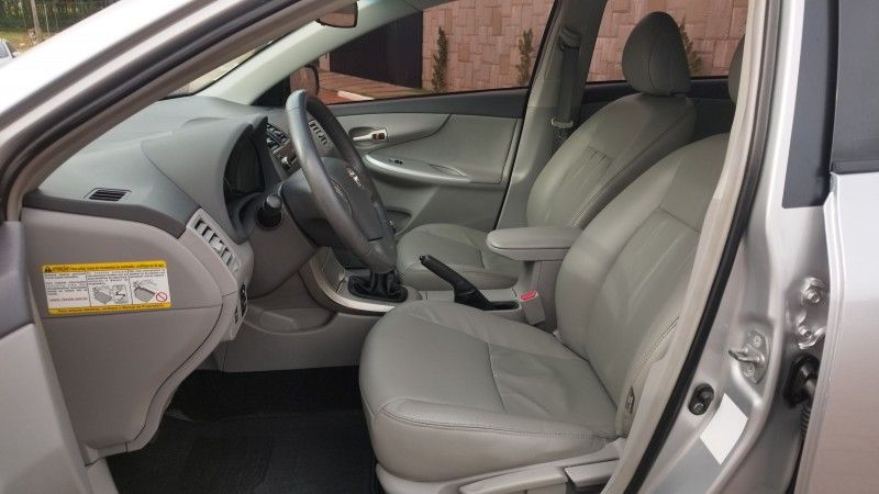 Toyota COROLLA XEi 1.8 2010 GRASSI VEÍCULOS LAJEADO / Carros no Vale