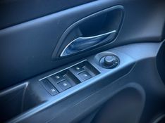 Chevrolet CRUZE SEDAN LT 1.8 2015 NEUMANN VEÍCULOS ARROIO DO MEIO / Carros no Vale