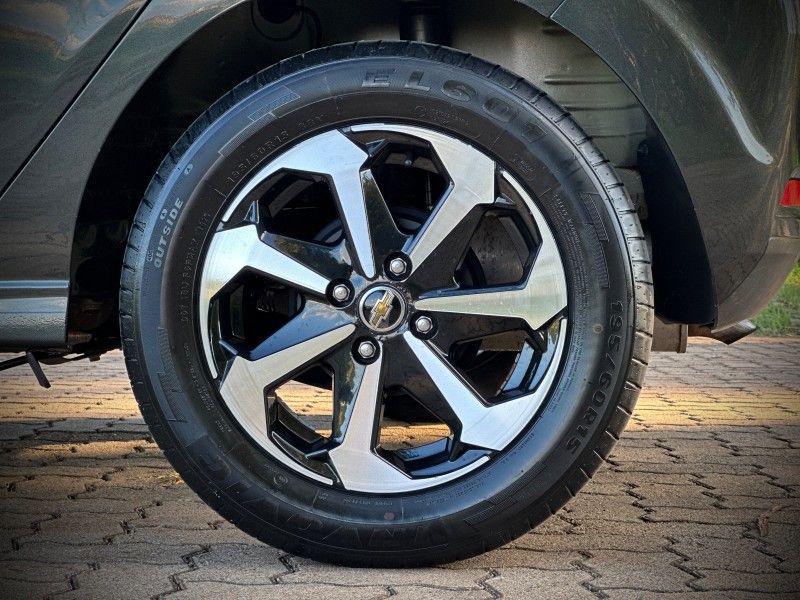 Chevrolet ONIX LT 1.0 2017 NEUMANN VEÍCULOS ARROIO DO MEIO / Carros no Vale