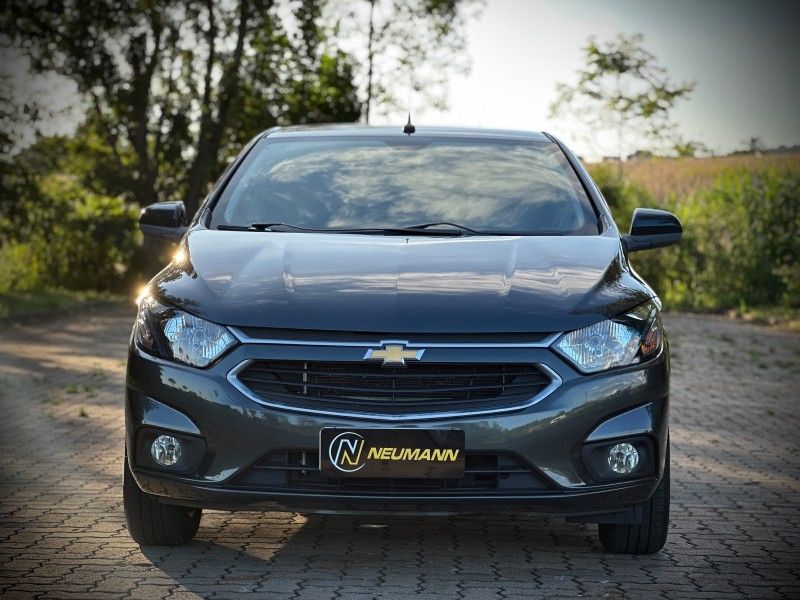 Chevrolet ONIX LT 1.0 2017 NEUMANN VEÍCULOS ARROIO DO MEIO / Carros no Vale