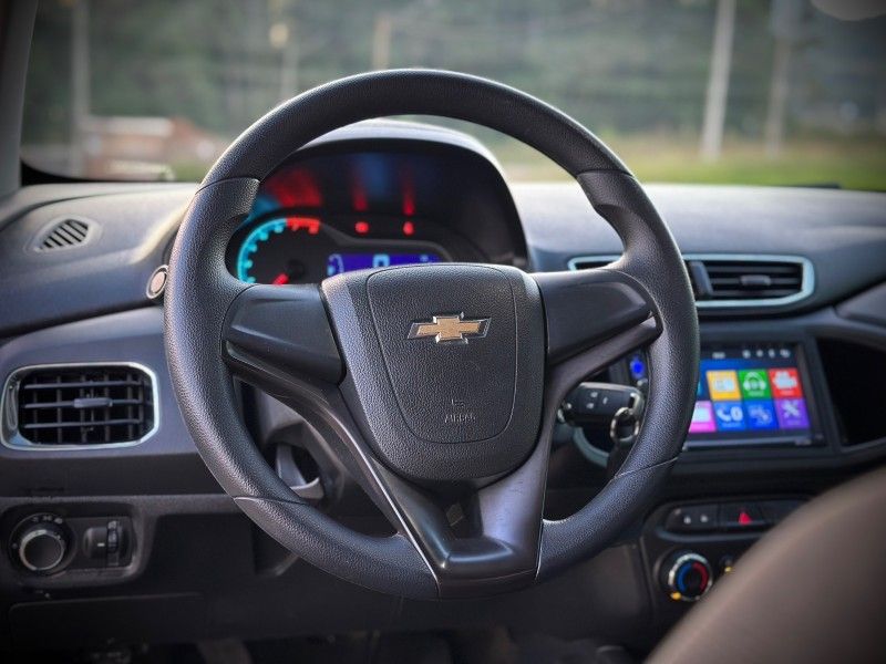 Chevrolet ONIX LT 1.4 2013 NEUMANN VEÍCULOS ARROIO DO MEIO / Carros no Vale