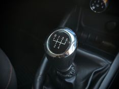 Chevrolet ONIX LT 1.4 2013 NEUMANN VEÍCULOS ARROIO DO MEIO / Carros no Vale