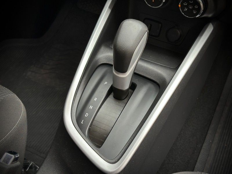 Chevrolet ONIX SEDAN PLUS LTZ 1.0 2023 NEUMANN VEÍCULOS ARROIO DO MEIO / Carros no Vale