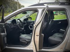 Fiat TORO FREEDOM 1.8 2017 NEUMANN VEÍCULOS ARROIO DO MEIO / Carros no Vale