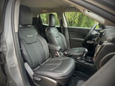 Fiat TORO FREEDOM 1.8 2017 NEUMANN VEÍCULOS ARROIO DO MEIO / Carros no Vale