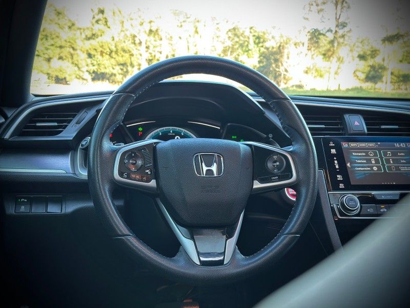 Honda CIVIC SEDAN TOURING 1.5L 2017 NEUMANN VEÍCULOS ARROIO DO MEIO / Carros no Vale