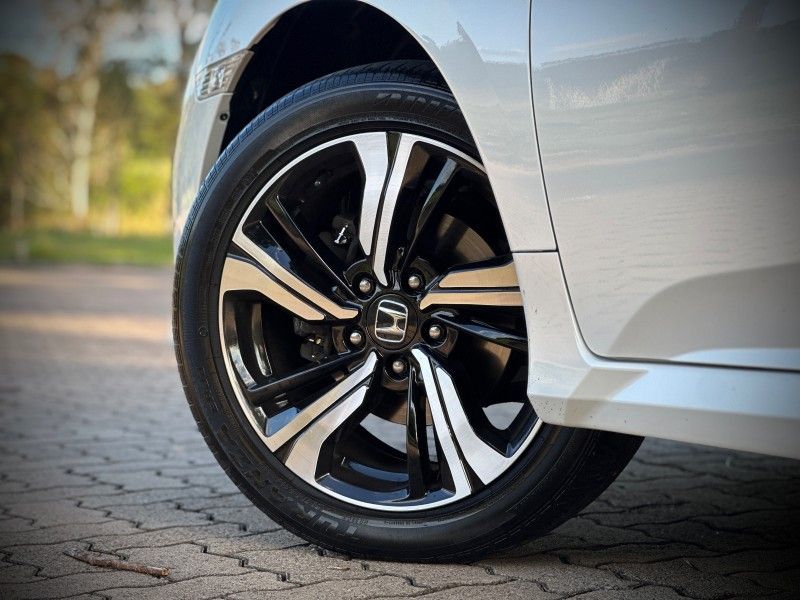 Honda CIVIC SEDAN TOURING 1.5L 2017 NEUMANN VEÍCULOS ARROIO DO MEIO / Carros no Vale