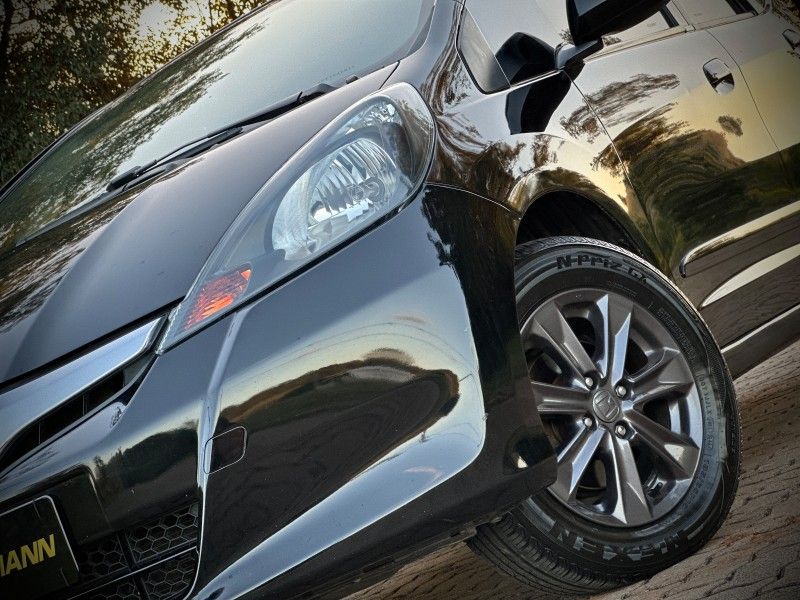 Honda FIT LX 1.4 2014 NEUMANN VEÍCULOS ARROIO DO MEIO / Carros no Vale