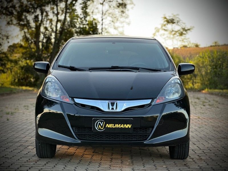 Honda FIT LX 1.4 2014 NEUMANN VEÍCULOS ARROIO DO MEIO / Carros no Vale